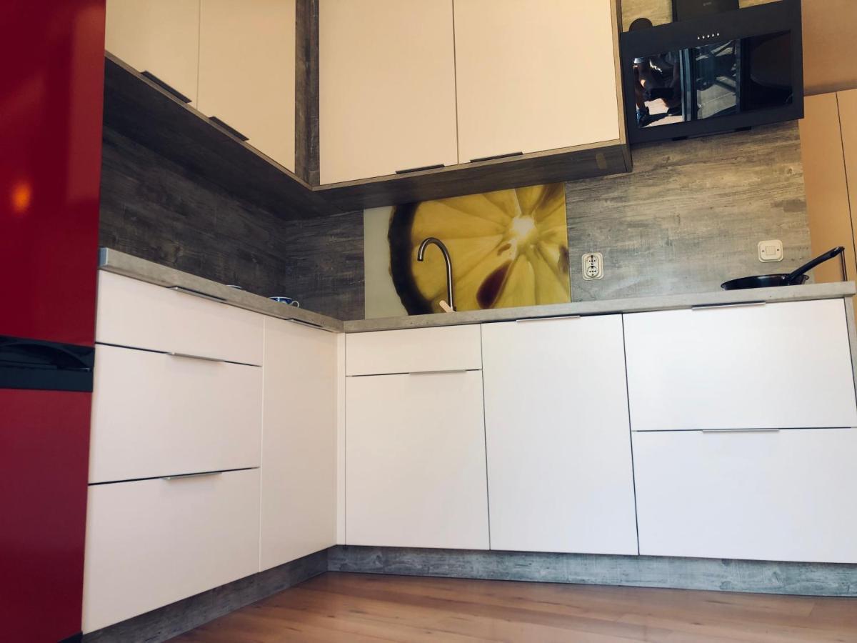 Apartment N&M オミサリ エクステリア 写真
